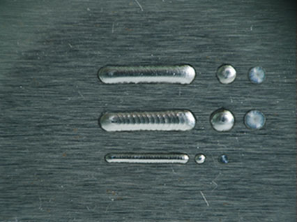 <a href='http://www.pangho.cn/product/3.htm' class='text_a'>模具激光焊機</a>修復鏡面模具效果